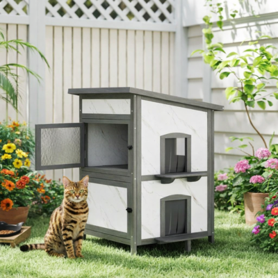 maison pour chat au jardin