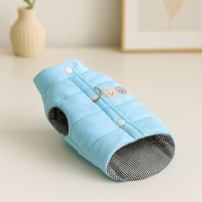 manteau pour chat frileux bleu intérieur